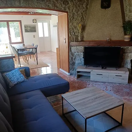 Appartement Cozy 100M2 Dans Chalet Savoyard Magland Exterior photo